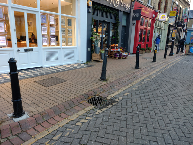 Fig. 73: Bollards to Old York Road