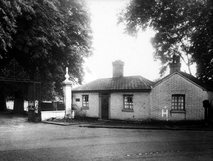 Fig. 11: Mount Clare, Minstead Gardens. View of lodge and entrance gates C1952