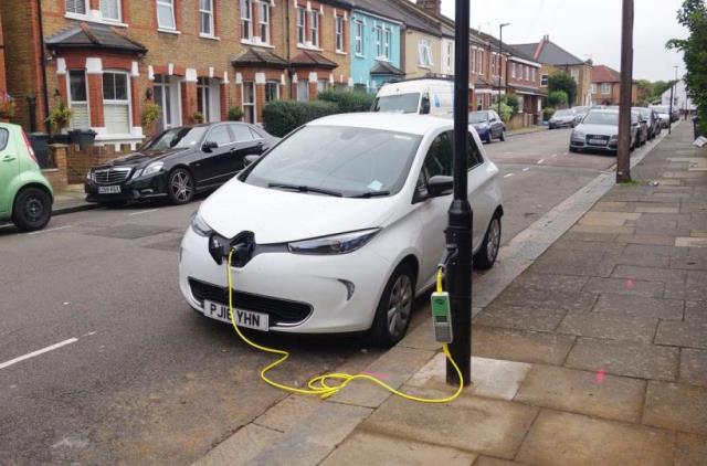 Car store charging points